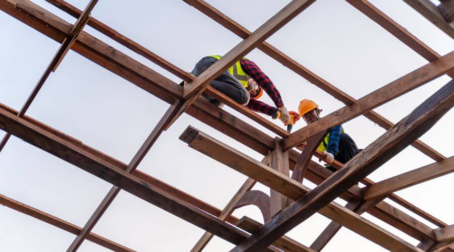 Expert new roof installation services in Fredericktown, OH